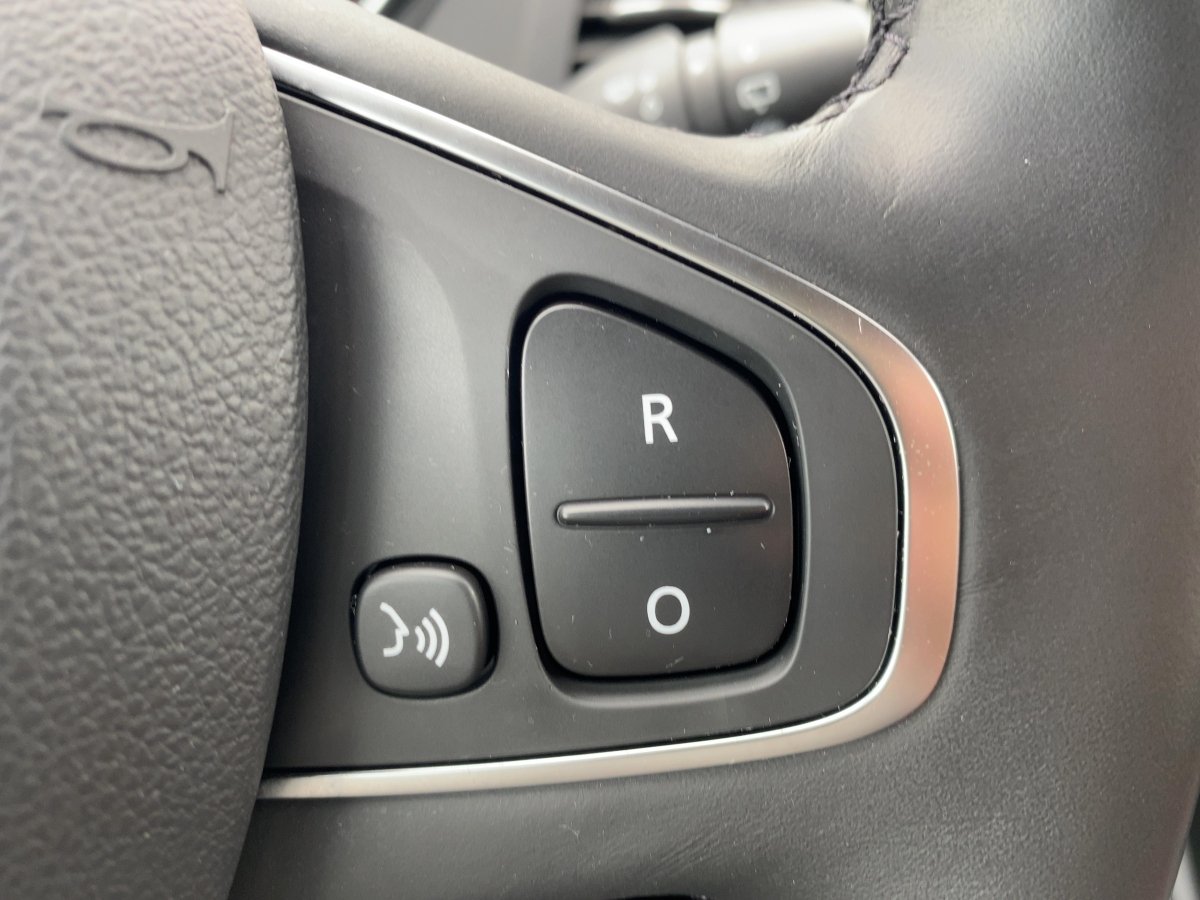 Renault Captur Intens ENERGY TCe 120 EDC ABS Fahrerairba