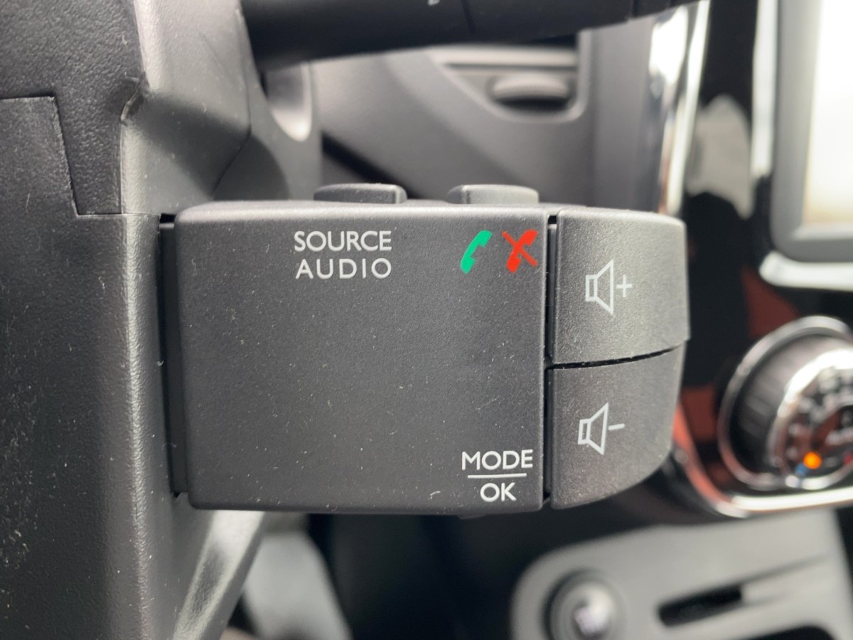 Renault Captur Intens ENERGY TCe 120 EDC ABS Fahrerairba