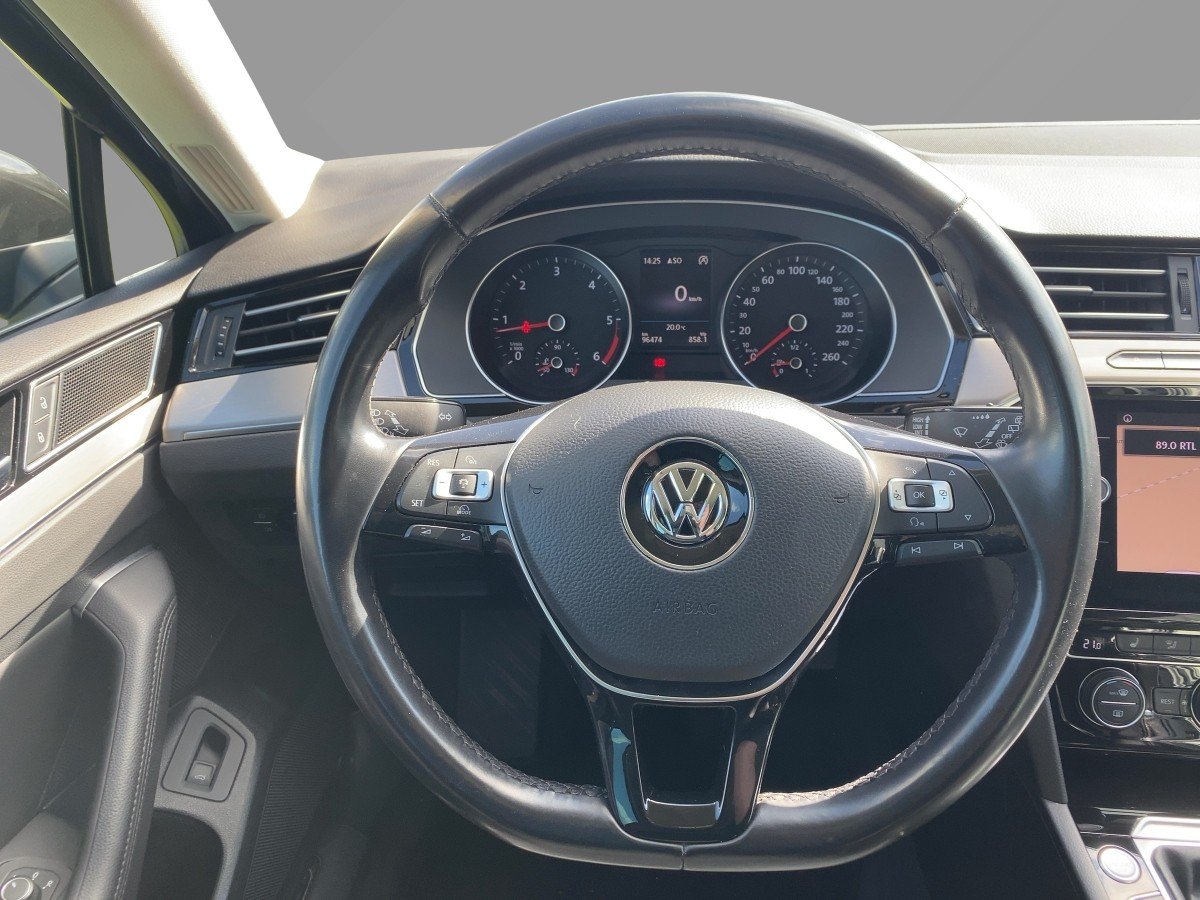 VW Passat Variant 2.0 TDI BMT Highline / LED*NAVI