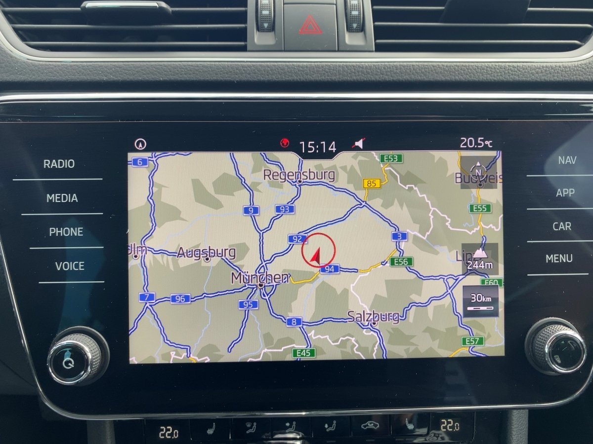 Skoda Superb Combi 1.5 TSI ACT Style CAM*LED*NAVI*SHZ