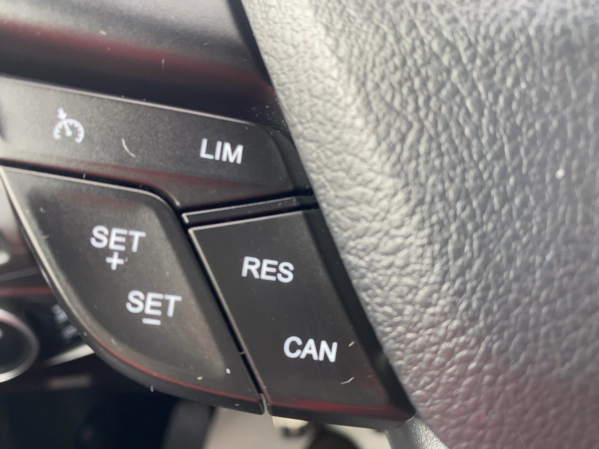 Ford Focus Turnier 2.0 EcoBoost CAM*LED*NAVI*SHZ*SYNC