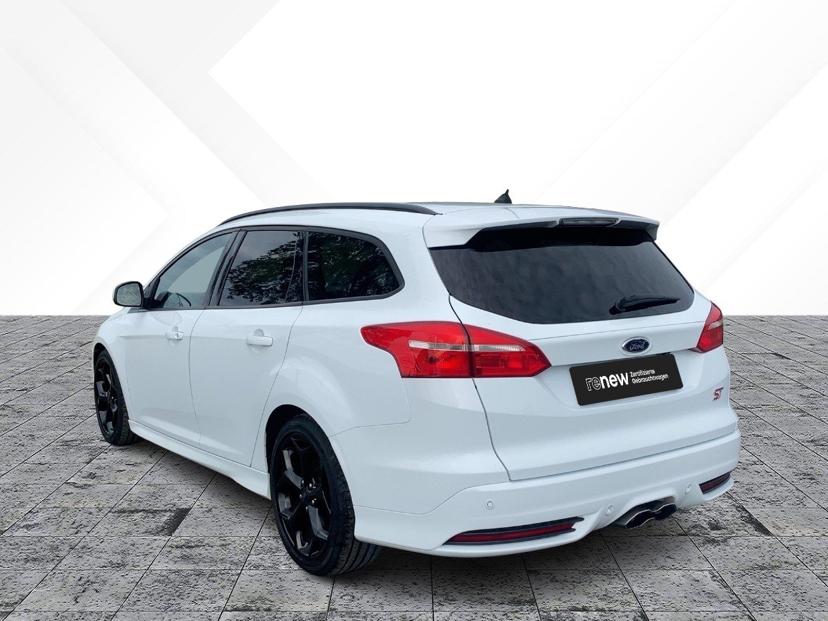 Ford Focus Turnier 2.0 EcoBoost CAM*LED*NAVI*SHZ*SYNC