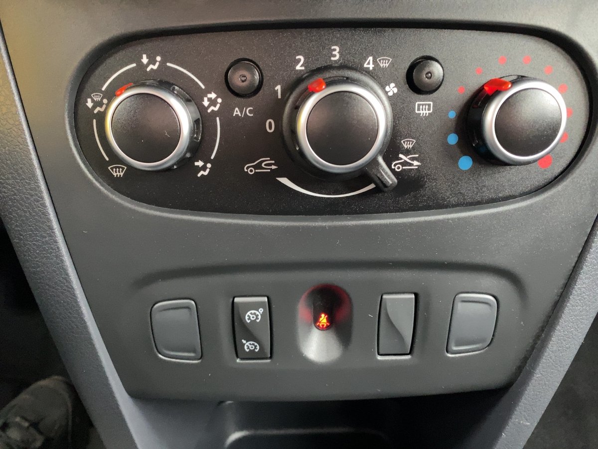 Dacia Sandero II 0.9 TCe 90 eco² Stepway Celebration