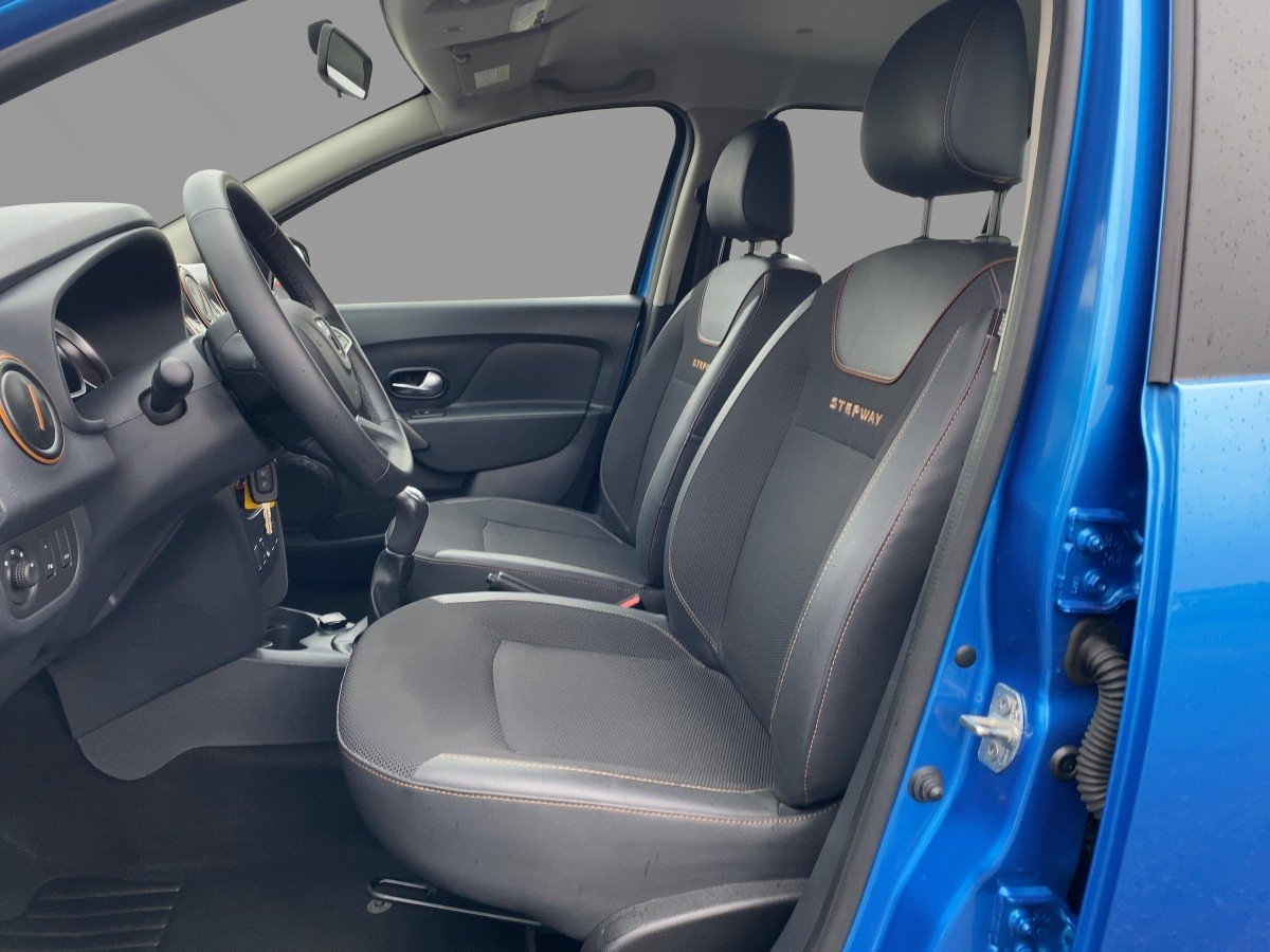 Dacia Sandero II 0.9 TCe 90 eco² Stepway Celebration