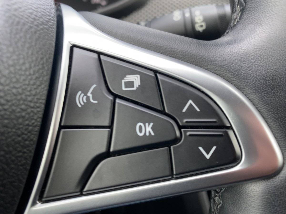 Dacia Jogger TCe 110 Extreme+ *7-Sitzer*Navi*Kamera*
