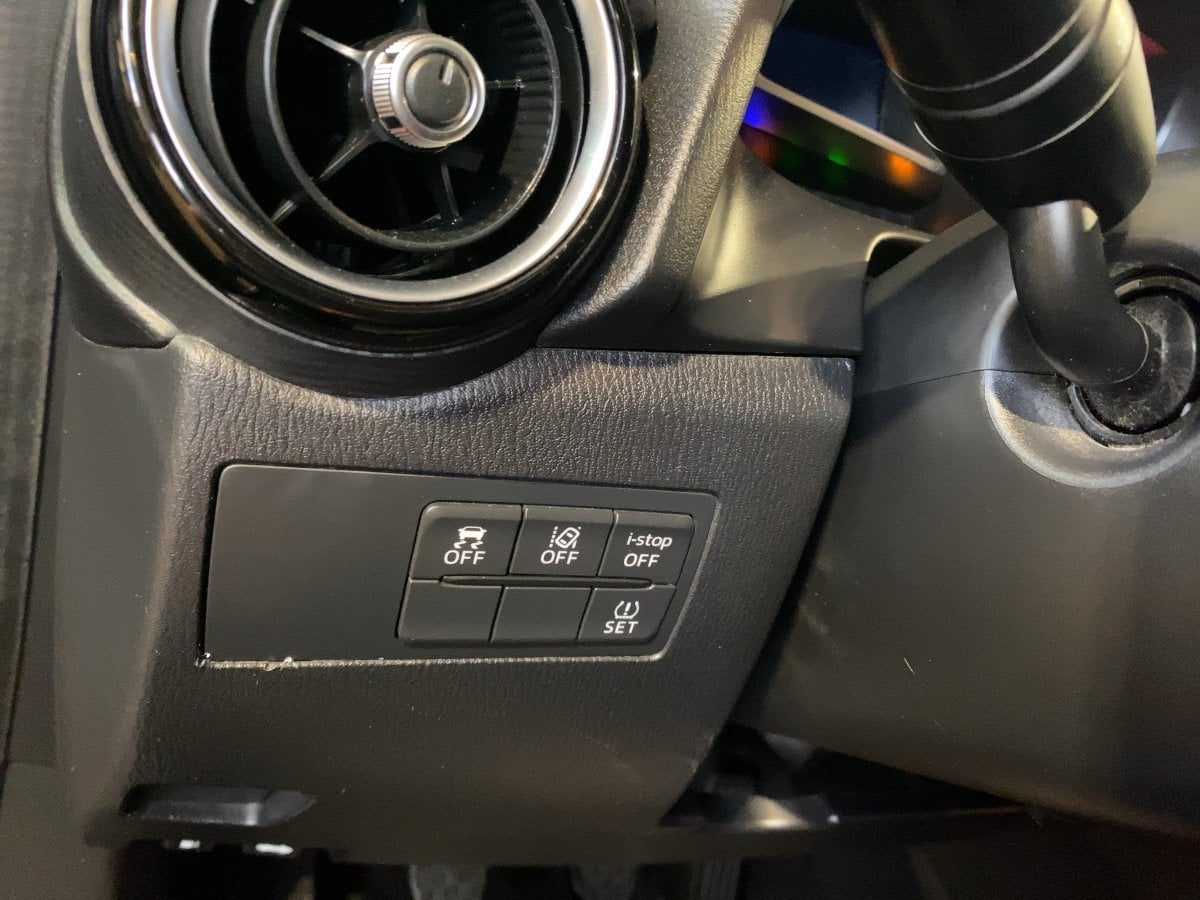Mazda 2 1.5 SKYACTIV-G 115 i-ELOOP Sports-Line CAM*LED