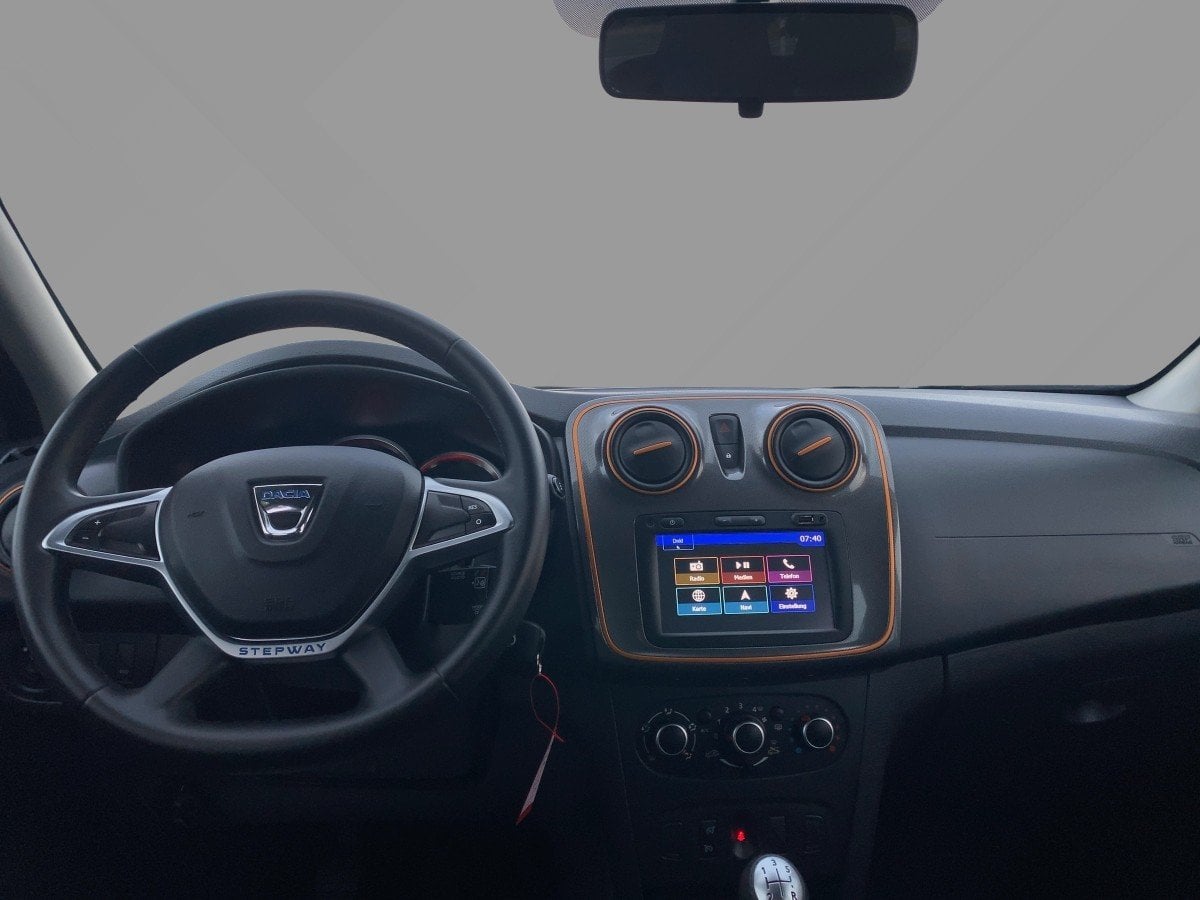 Dacia Sandero II 0.9 TCe 90 eco² Stepway Celebration