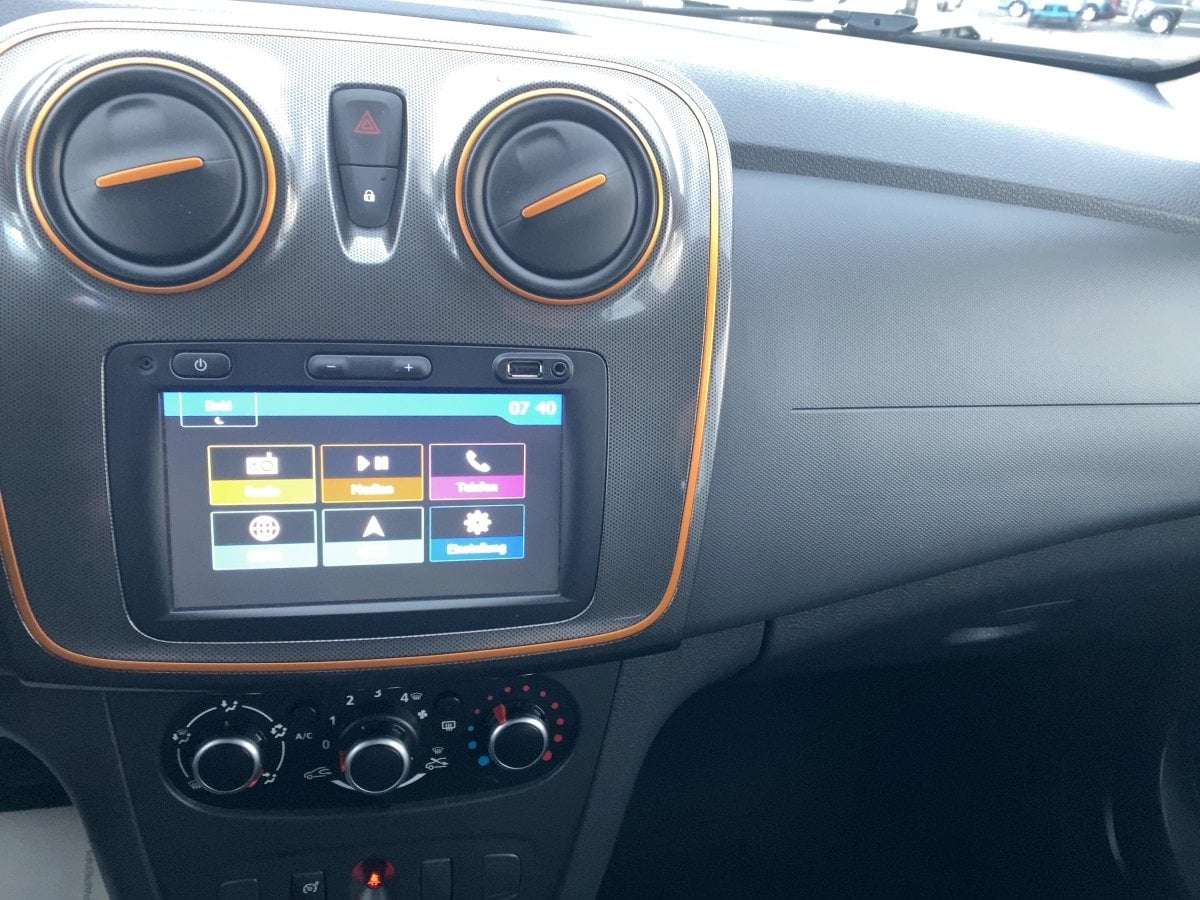 Dacia Sandero II 0.9 TCe 90 eco² Stepway Celebration