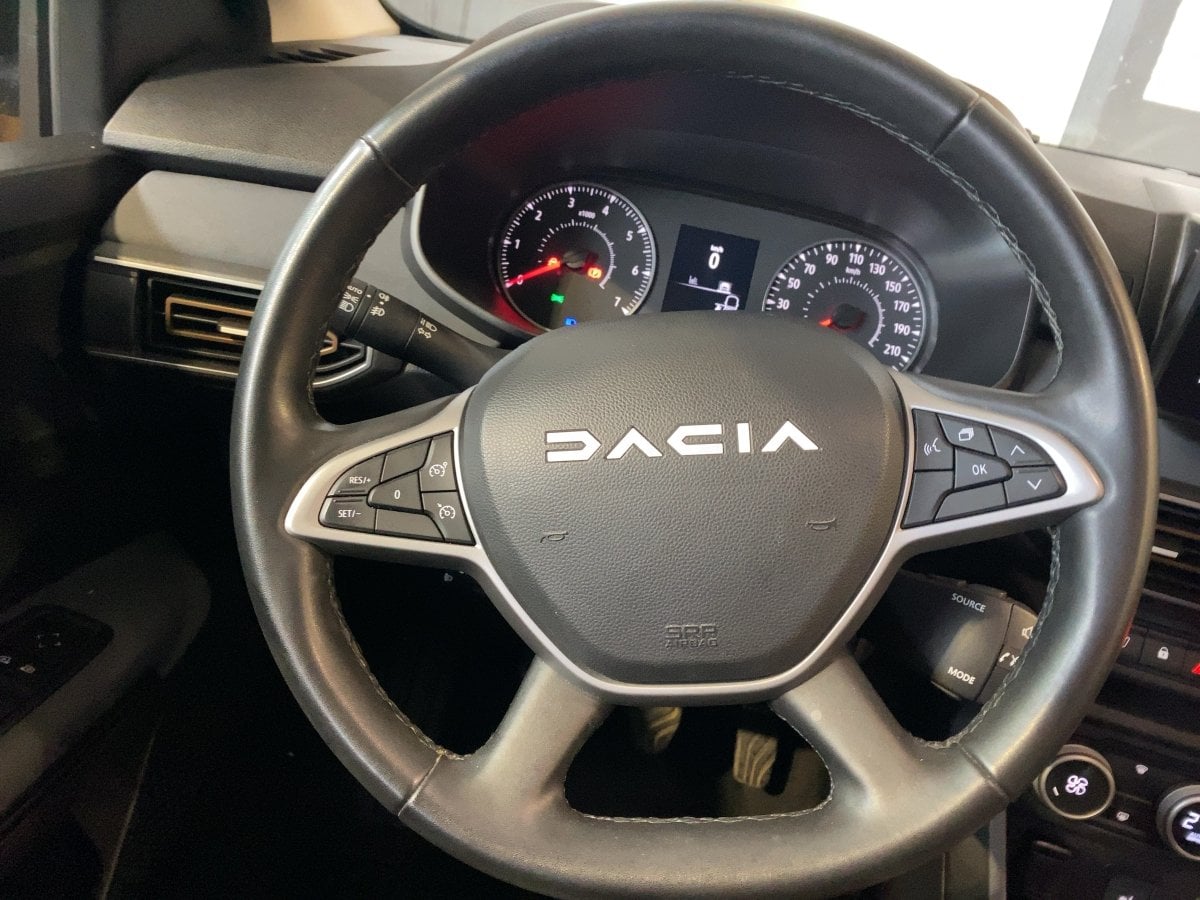 Dacia Jogger 1.0 TCe 100 ECO-G Extreme+ AHK*LED*NAVI