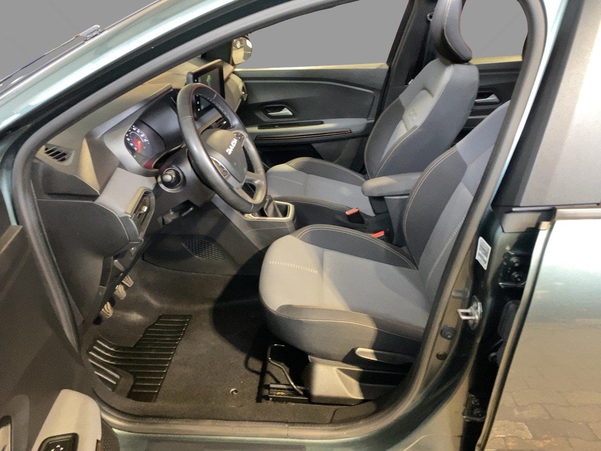 Dacia Jogger 1.0 TCe 100 ECO-G Extreme+ AHK*LED*NAVI