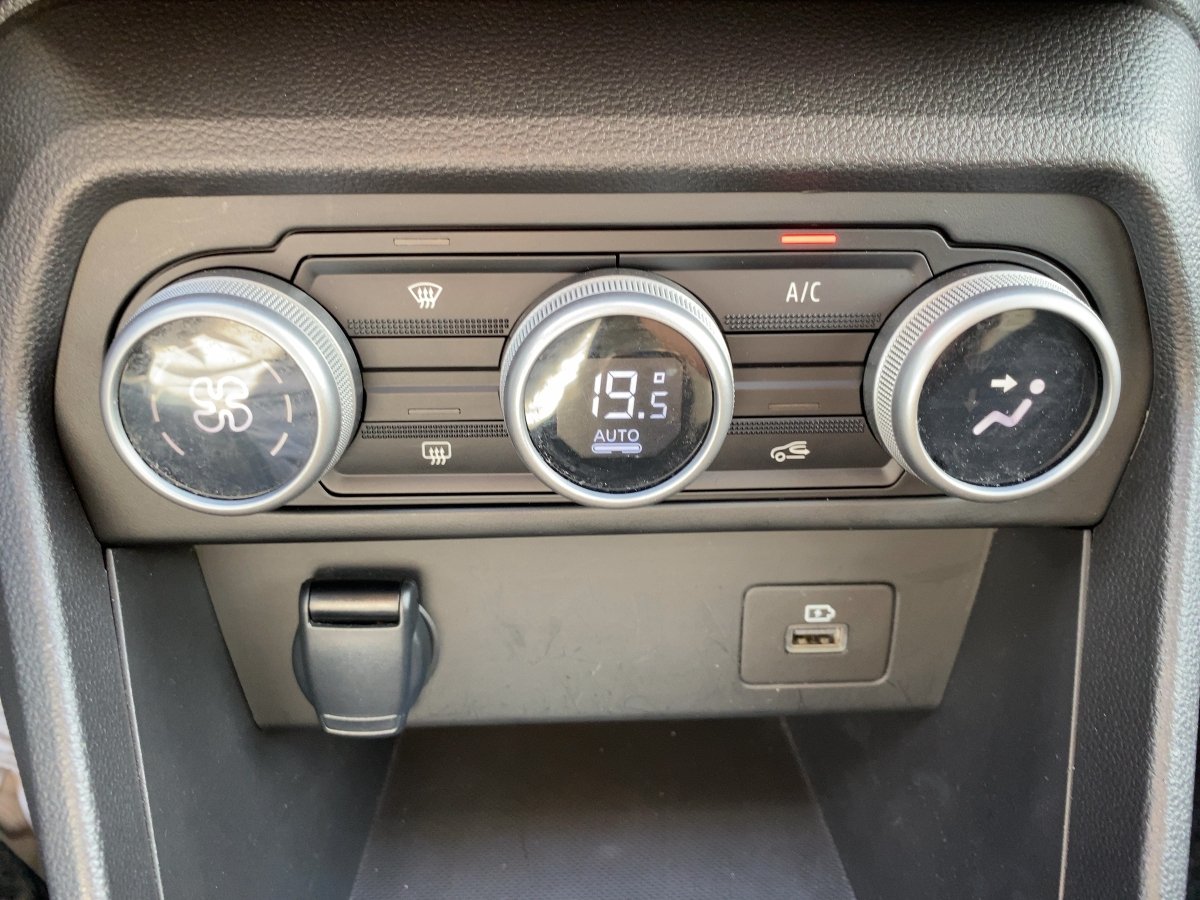 Dacia Jogger 1.0 TCe 110 7-Sitzer Expression LED*PDC
