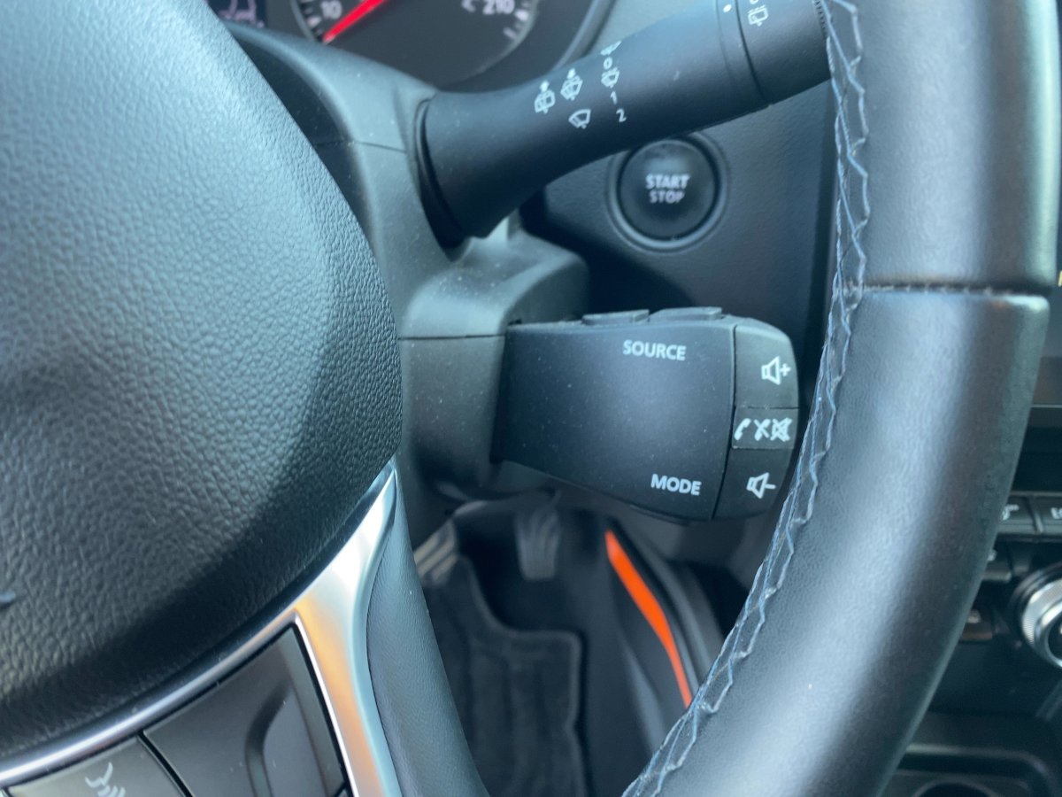 Dacia Duster II 1.3 TCe 150 GPF Extreme CAM*LED*NAVI