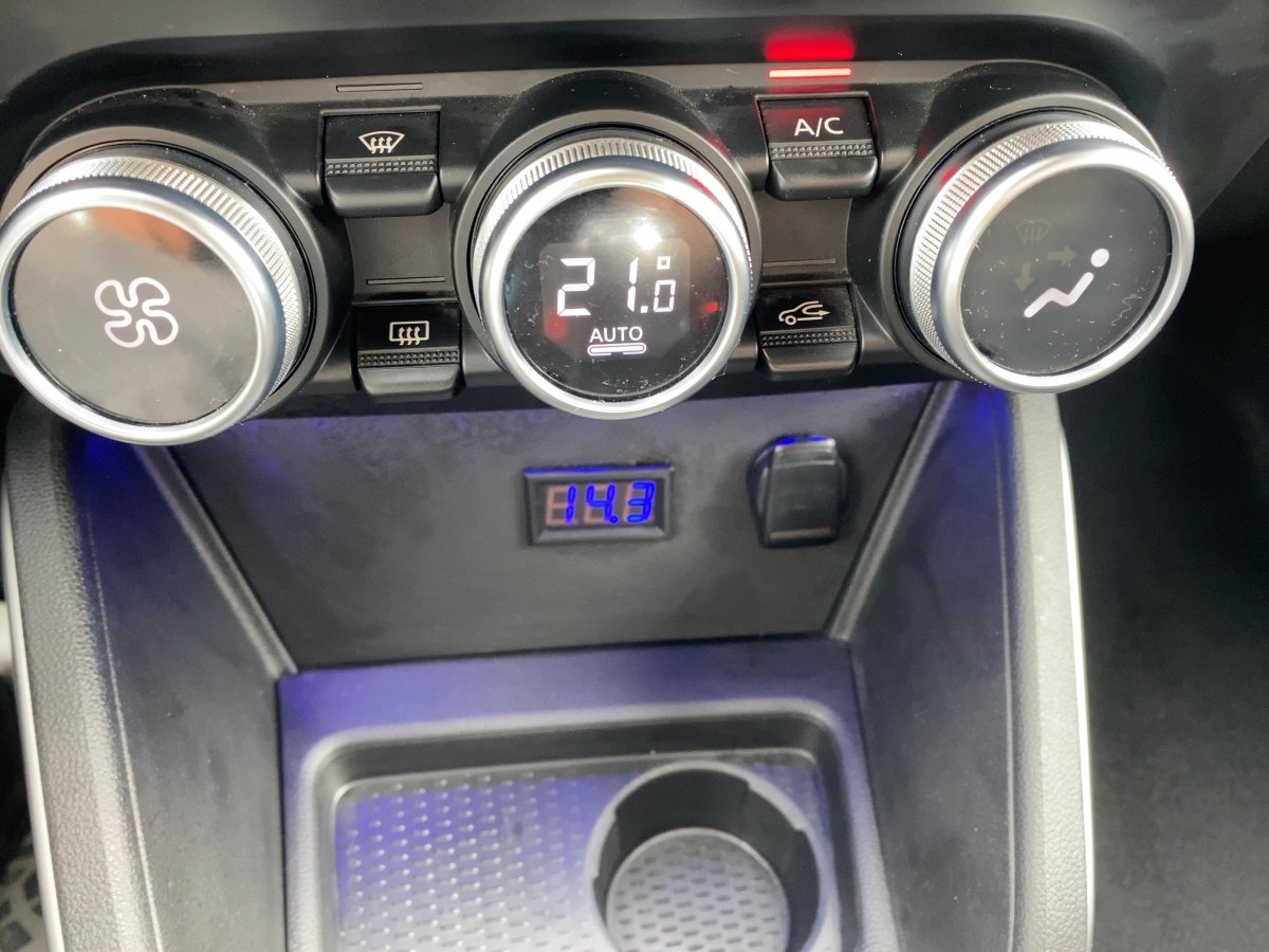 Renault Duster II 1.5 BLUE dCi 115 Prestige CAM*LED*NAVI