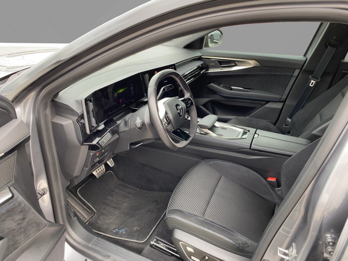 Renault Austral 1.2 E-TECH Full 200 Iconic Esprit Alpine