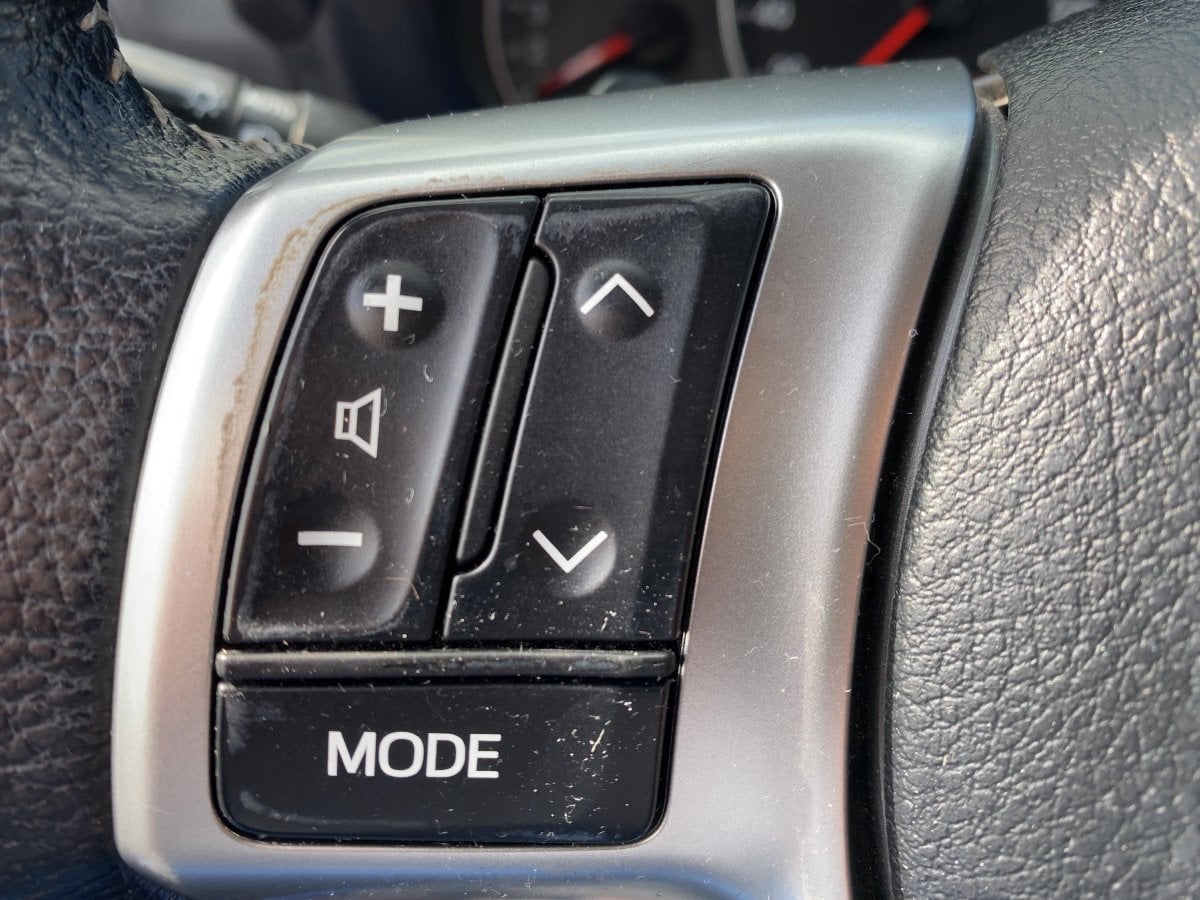 Toyota Verso-S 1.3 Club CAM*LED*AUT*Kam.*KeyLess*KlimaA