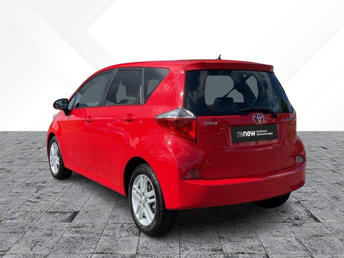 Toyota Verso-S 1.3 Club CAM*LED*AUT*Kam.*KeyLess*KlimaA