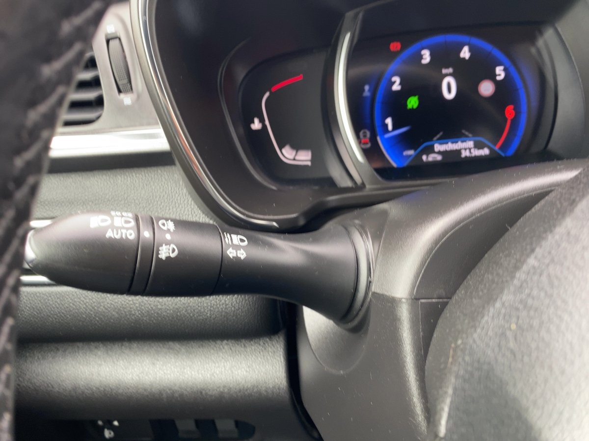 Renault Kadjar 1.3 TCe 140 GPF Black Edition CAM*LED*SHZ