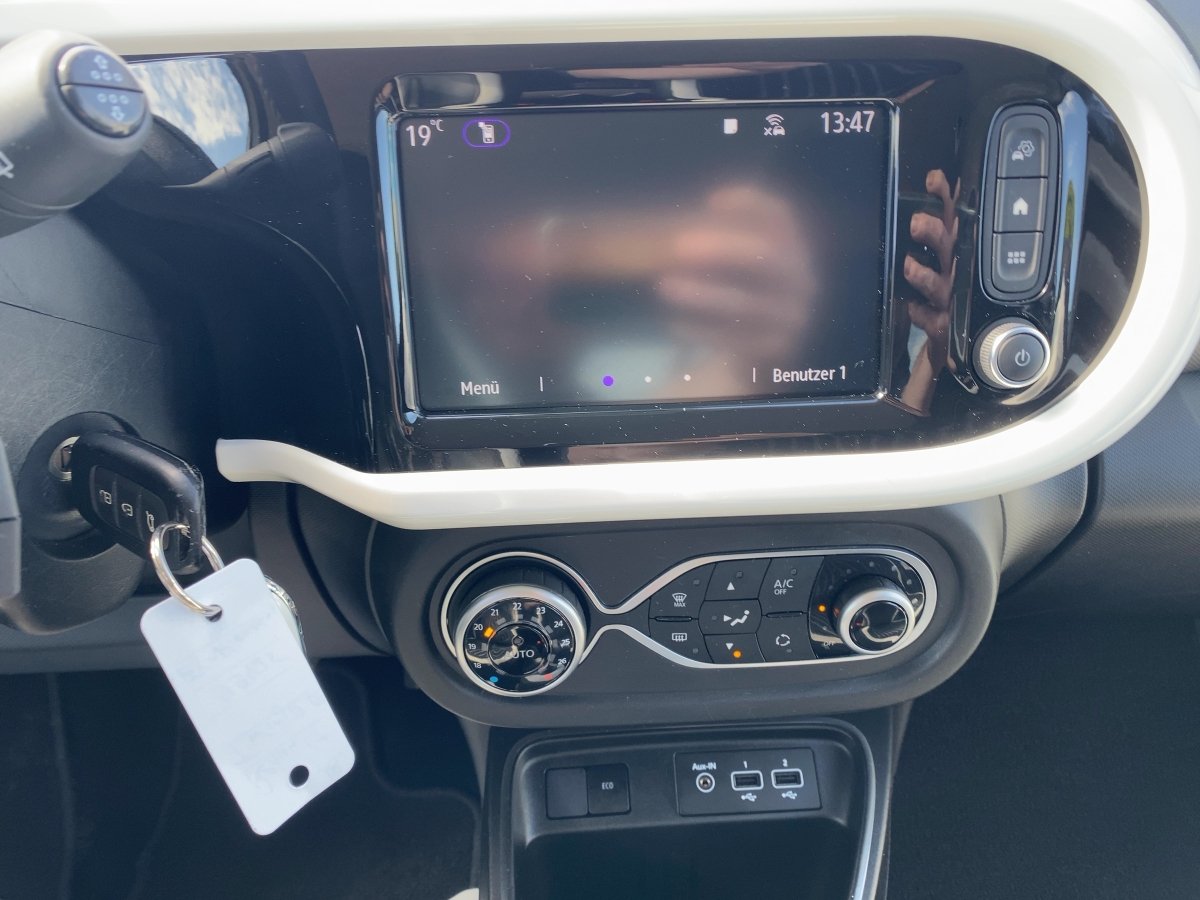 Renault Twingo  Techno Electric CAM*LED*NAVI*KONTRAST*LM