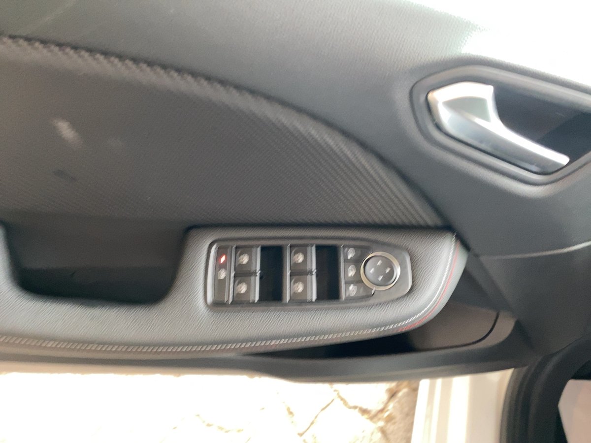 Renault Clio V 1.6 E-TECH 145 R.S. Line CAM*LED*NAVI*SHZ