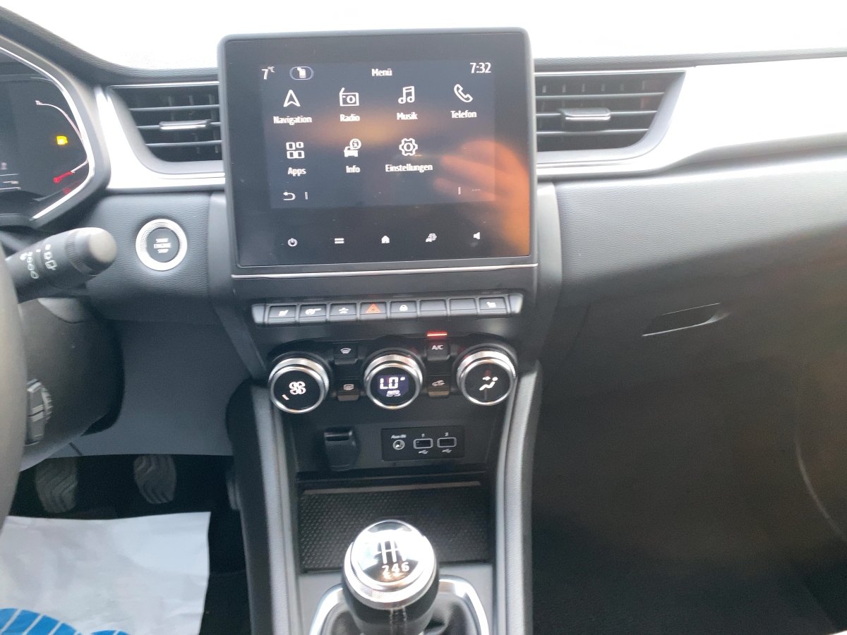 Renault Captur TCe 140 Techno *Navi*CarPlay*Kamera*