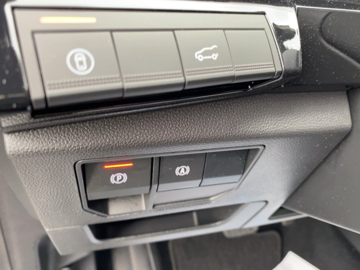 Renault Austral 1.2 E-TECH Full 200 Techno CAM*LED*SHZ
