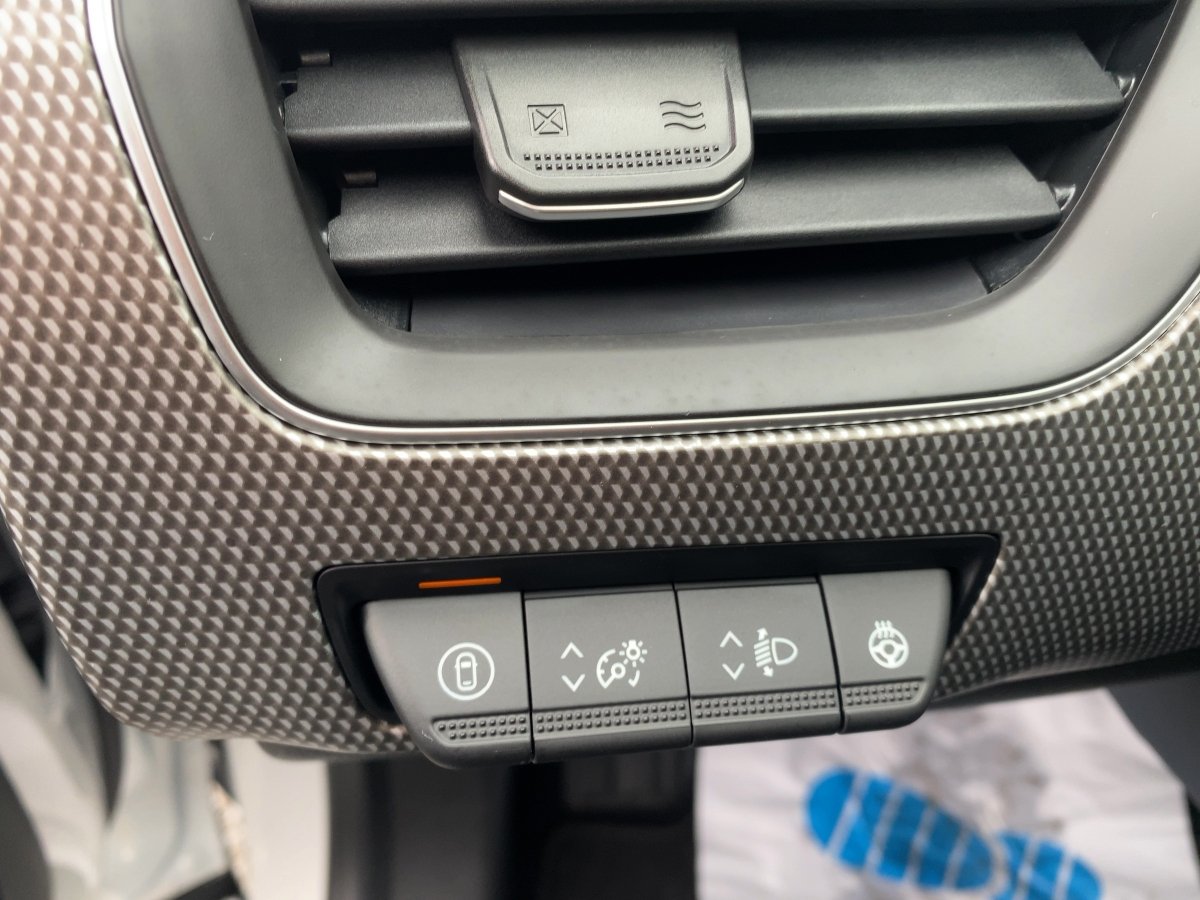 Renault Arkana 1.3 TCe 140 Techno CAM*LED*NAVI*SHZ*TWA