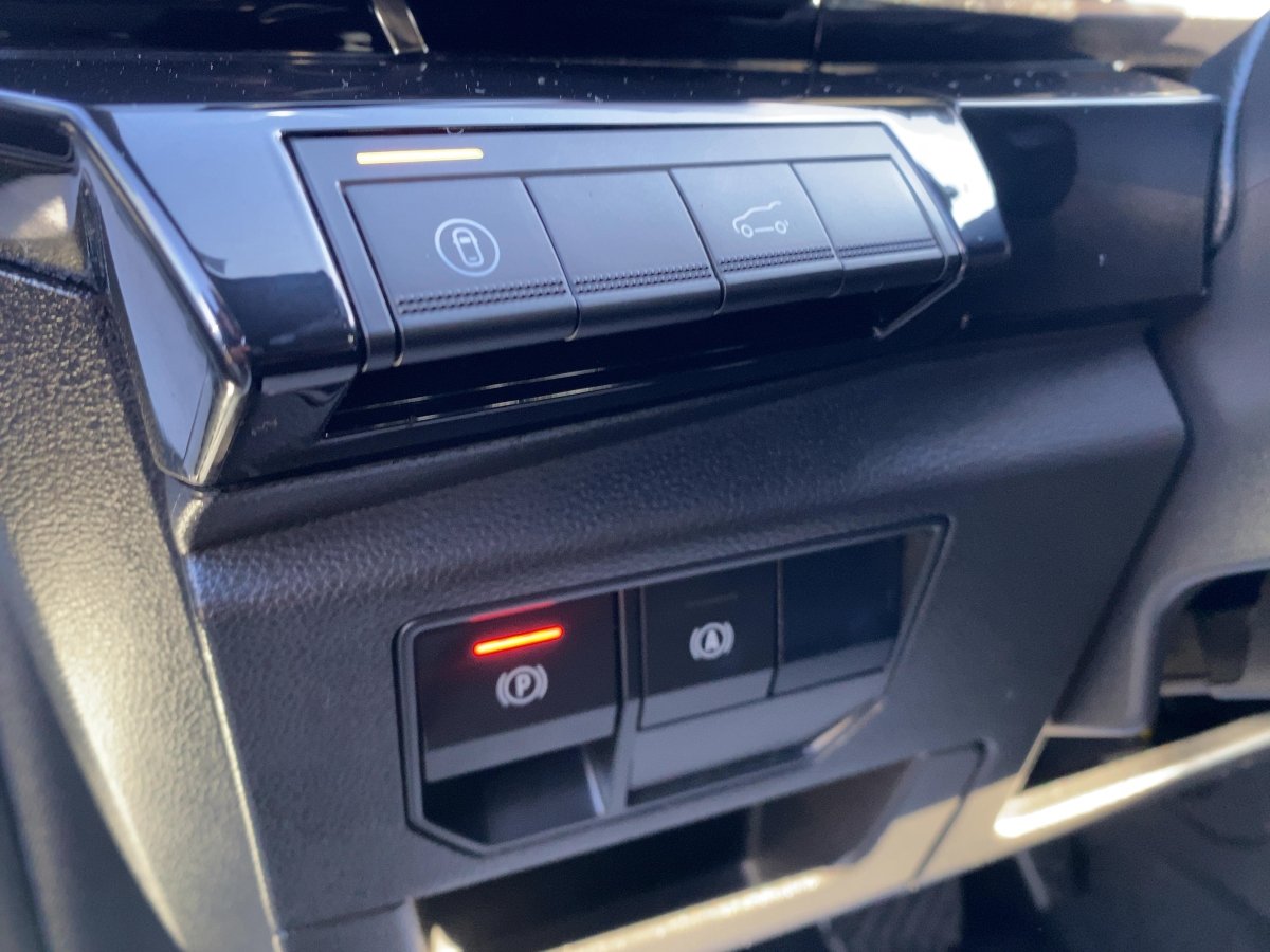 Renault Austral 1.2 E-TECH Full 200 Techno CAM*LED*SHZ