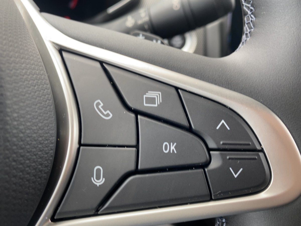Renault Arkana Techno TCe 140 EDC *CarPlay*Kamera*Navi*