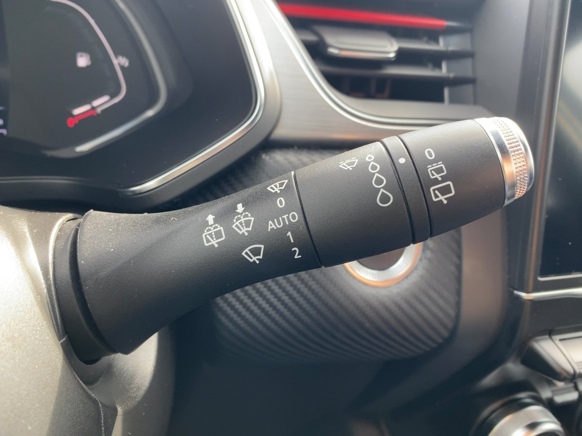 Renault Captur II 1.3 TCe 140 GPF R.S. Line LED*KONTRAST