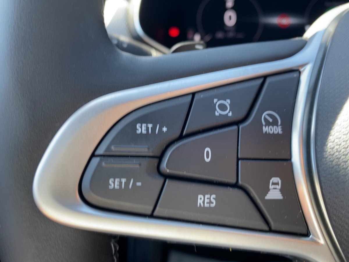 Renault Arkana 1.3 TCe 140 Techno CAM*LED*NAVI*SHZ*TWA