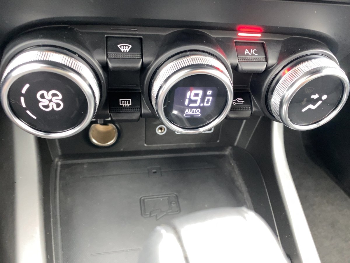 Renault Arkana 1.3 TCe 140 Techno CAM*LED*NAVI*SHZ*TWA