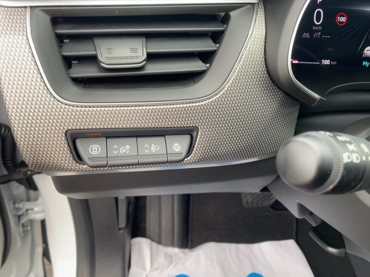 Renault Arkana Techno TCe 140 EDC *CarPlay*Kamera*Navi*