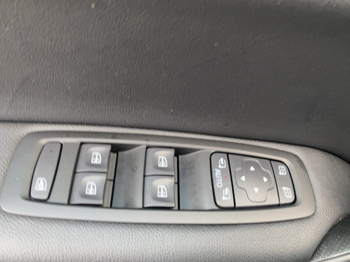 Renault Megane IV Grandtour 1.5 BLUE dCi 115 Intens LED