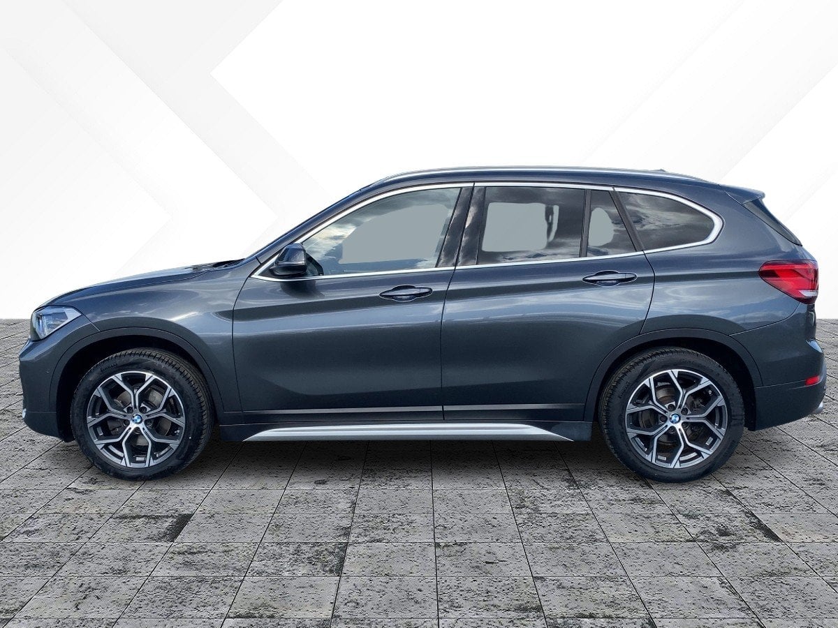BMW X1 sDrive 18i  xLine CAM*LED*NAVI*SHZ*2xKlima*LM