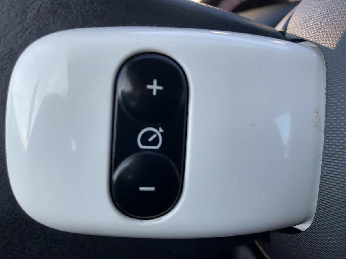 Renault Twingo  Intens Electric CAM*LED*NAVI*SHZ*PDC*AUT