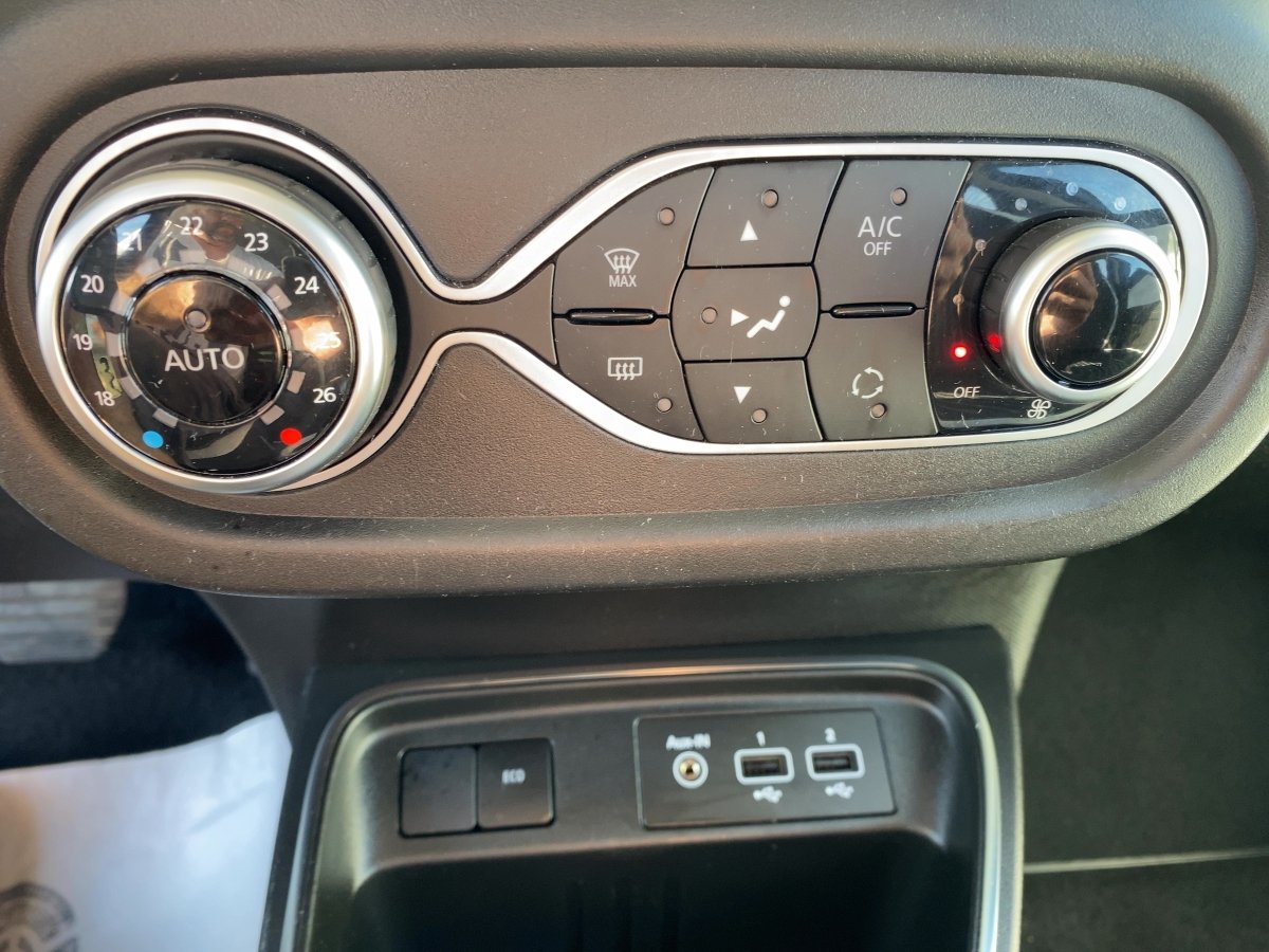 Renault Twingo  Intens Electric CAM*LED*NAVI*SHZ*PDC*AUT