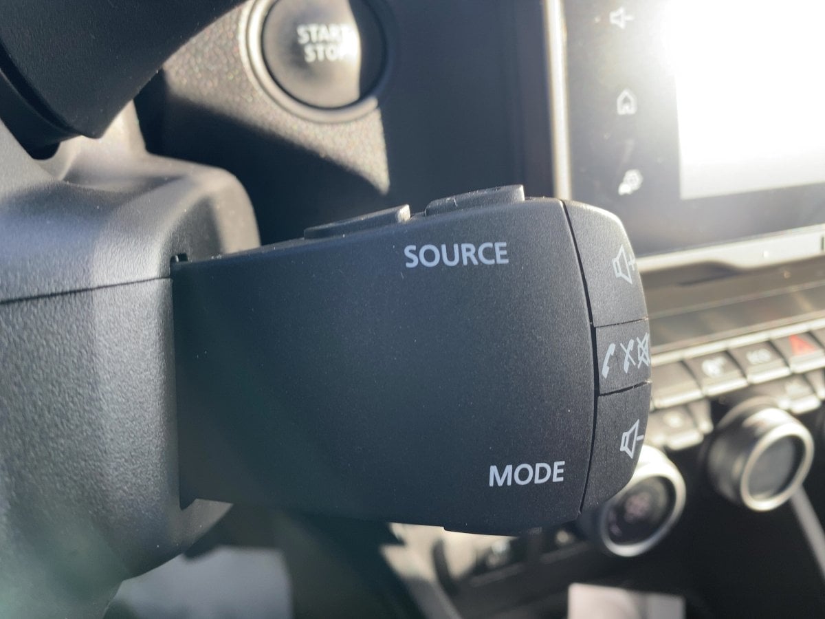 Dacia Duster II 1.3 TCe 130 GPF Extreme CAM*LED*NAVI