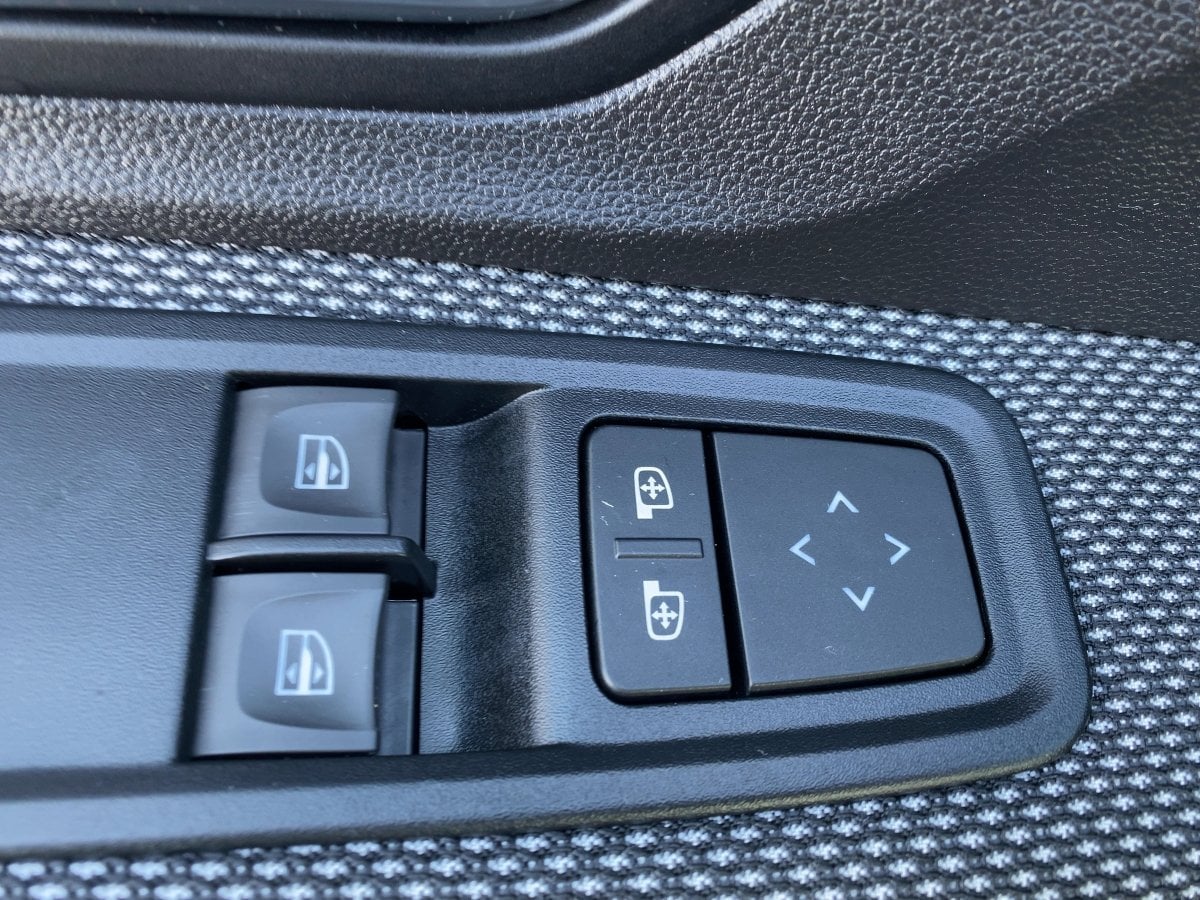 Dacia Sandero III 1.0 TCe 90 Stepway Comfort CAM*LED