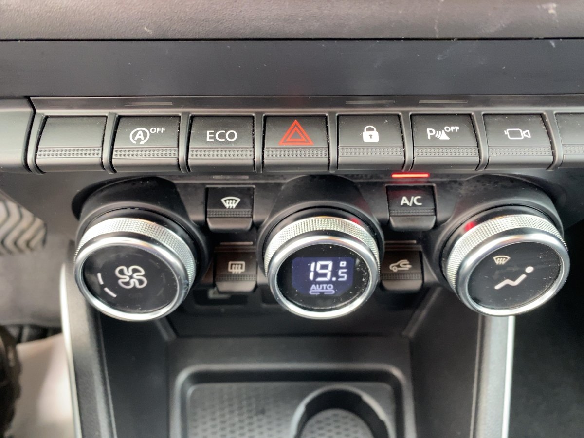 Dacia Duster II 1.3 TCe 150 GPF Prestige CAM*LED*NAVI