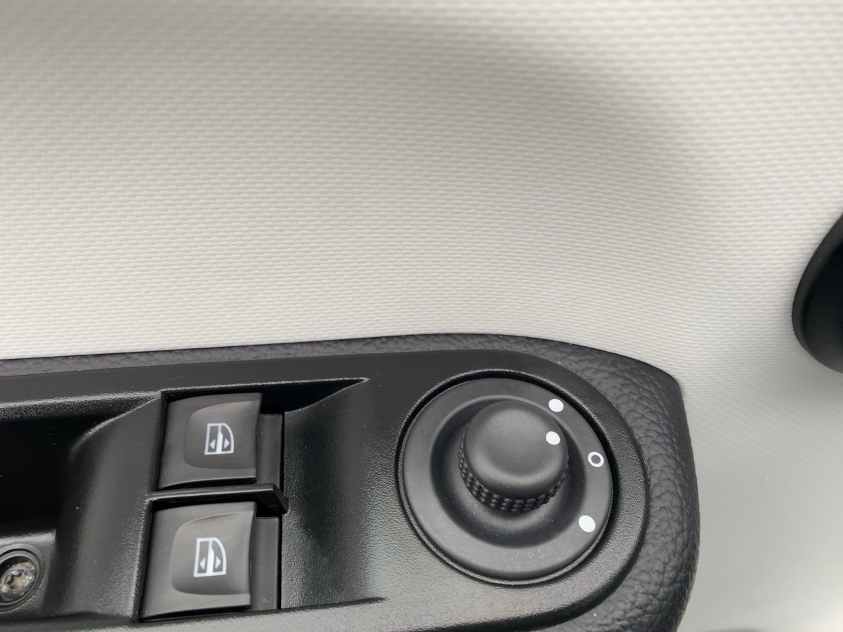 Renault Twingo  Techno Electric CAM*LED*NAVI*KONTRAST*LM